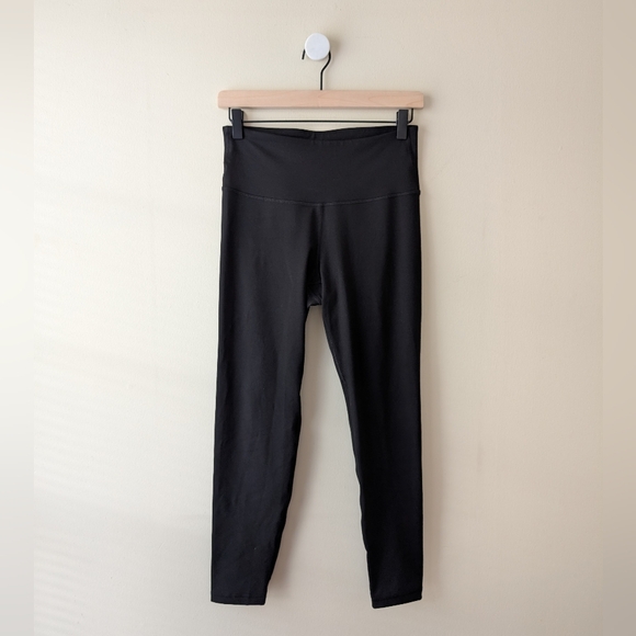 Old Navy Go Dry Black High-Waisted Leggings - Picture 1 of 5